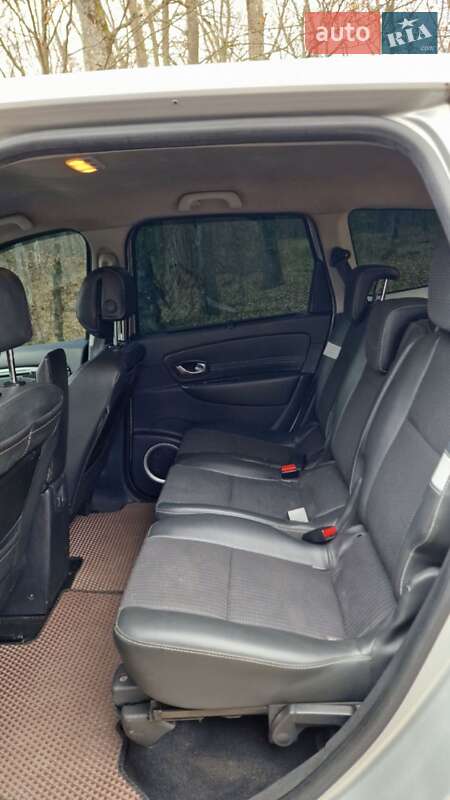 Минивэн Renault Grand Scenic 2011 в Мукачево