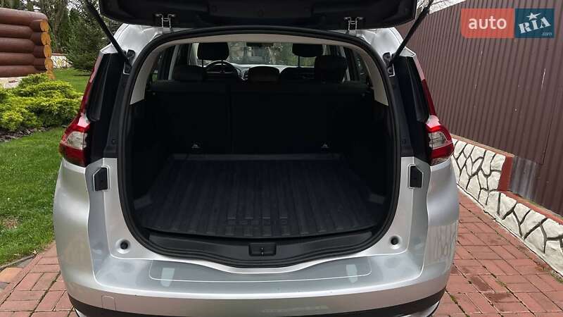 Мінівен Renault Grand Scenic 2018 в Києві фото 27 Мінівен Renault Grand Scenic 2018 в Києві
