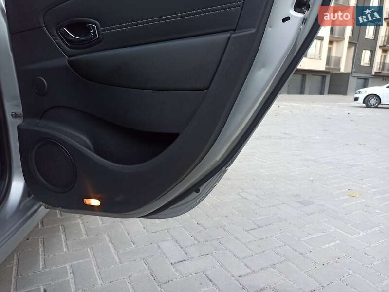 Минивэн Renault Grand Scenic 2012 в Ивано-Франковске фото 71 Минивэн Renault Grand Scenic 2012 в Ивано-Франковске