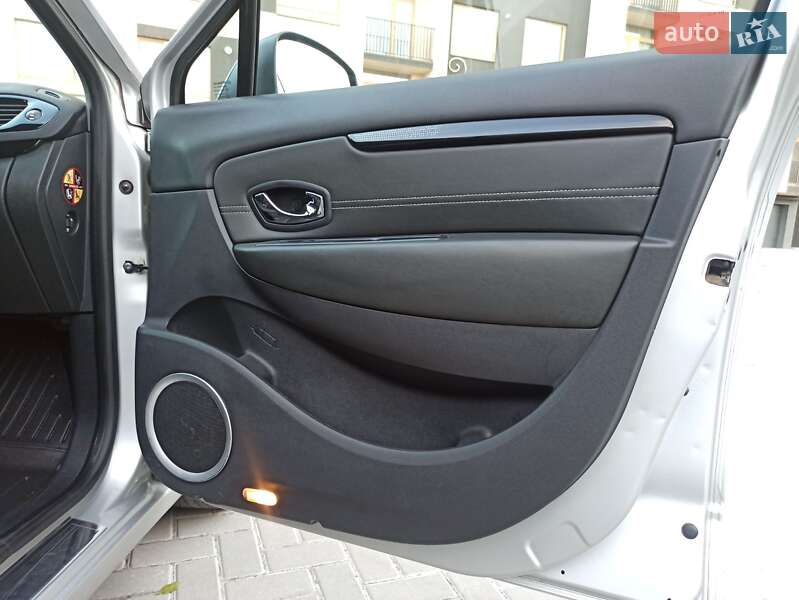 Минивэн Renault Grand Scenic 2012 в Ивано-Франковске фото 66 Минивэн Renault Grand Scenic 2012 в Ивано-Франковске