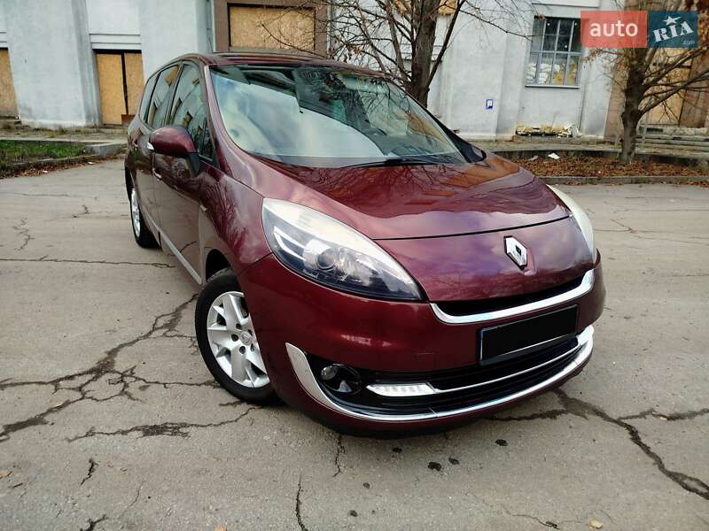 Renault Grand Scenic 2012