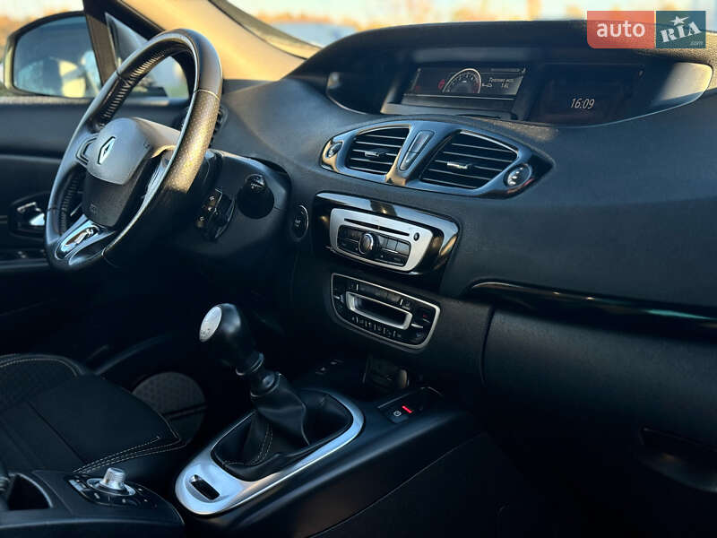 Минивэн Renault Grand Scenic 2015 в Стрые фото 89 Минивэн Renault Grand Scenic 2015 в Стрые