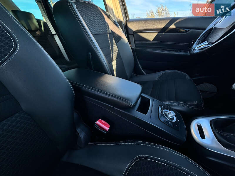 Минивэн Renault Grand Scenic 2015 в Стрые фото 97 Минивэн Renault Grand Scenic 2015 в Стрые