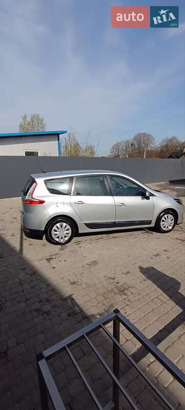 Минивэн Renault Grand Scenic 2013 в Львове