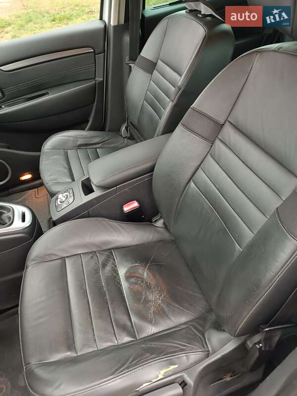 Минивэн Renault Grand Scenic 2010 в Луцке фото 16 Минивэн Renault Grand Scenic 2010 в Луцке