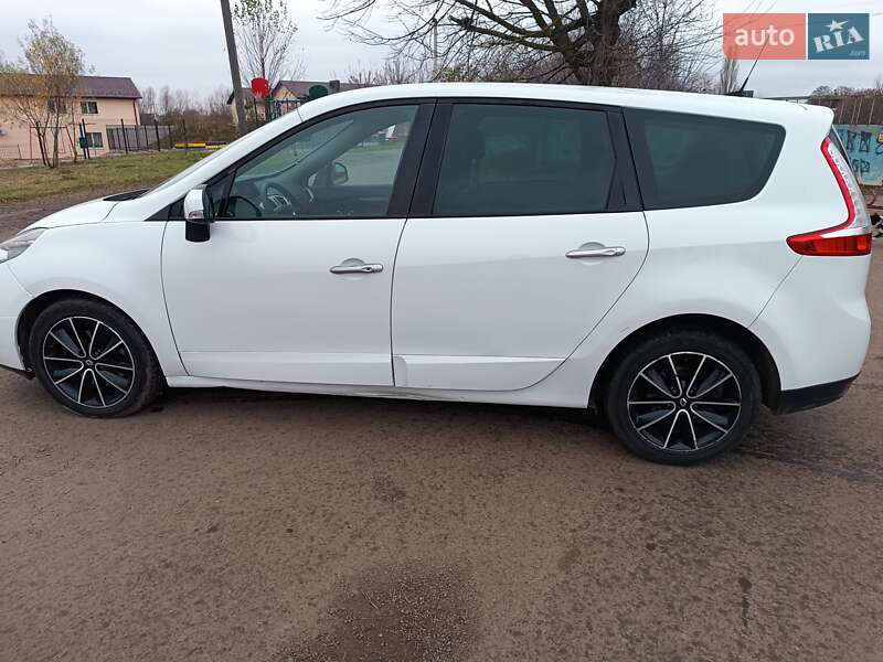 Минивэн Renault Grand Scenic 2010 в Луцке фото 4 Минивэн Renault Grand Scenic 2010 в Луцке