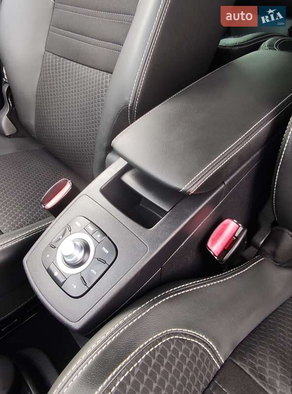 Минивэн Renault Grand Scenic 2014 в Тернополе фото 30 Минивэн Renault Grand Scenic 2014 в Тернополе