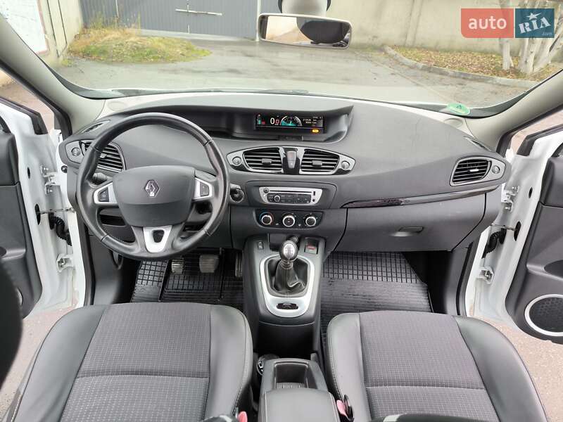 Минивэн Renault Grand Scenic 2013 в Решетиловке