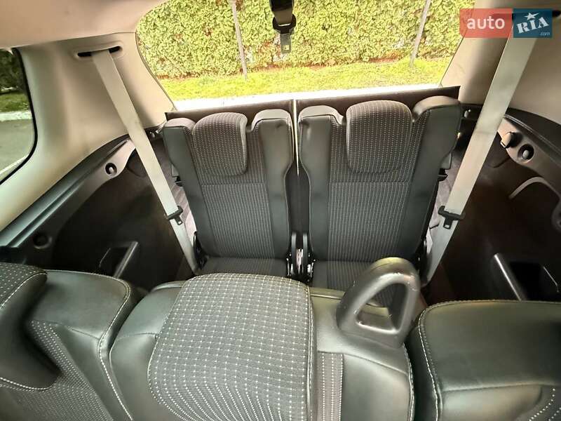 Минивэн Renault Grand Scenic 2012 в Киеве