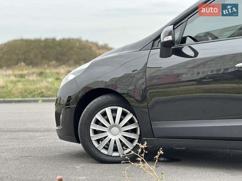 Минивэн Renault Grand Scenic 2010 в Виннице