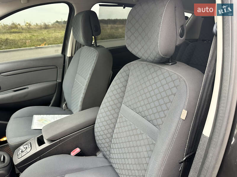 Минивэн Renault Grand Scenic 2010 в Виннице