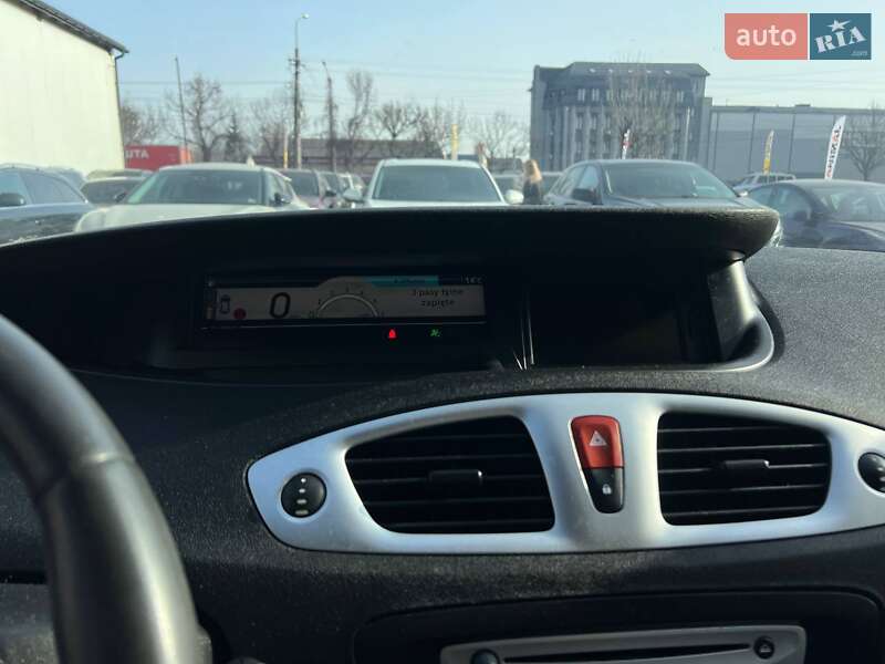 Минивэн Renault Grand Scenic 2010 в Ивано-Франковске фото 11 Минивэн Renault Grand Scenic 2010 в Ивано-Франковске