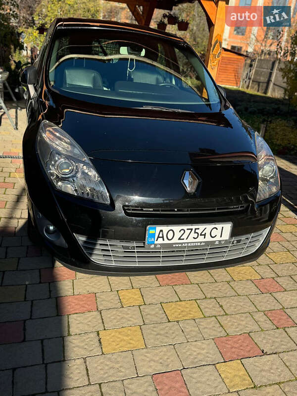 Renault Grand Scenic 2010