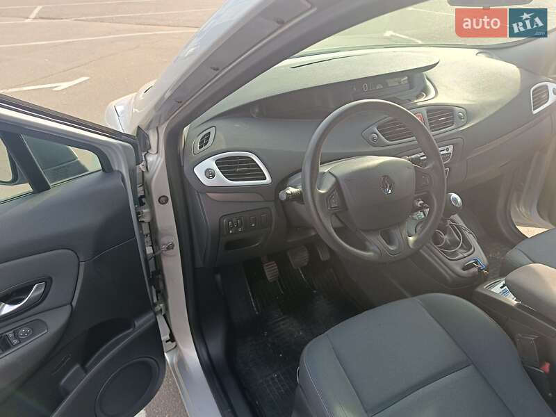 Минивэн Renault Grand Scenic 2010 в Одессе фото 13 Минивэн Renault Grand Scenic 2010 в Одессе
