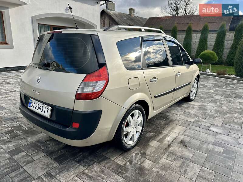 Минивэн Renault Grand Scenic 2006 в Дубно