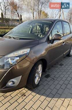 Мінівен Renault Grand Scenic 2011 в Старокостянтинові