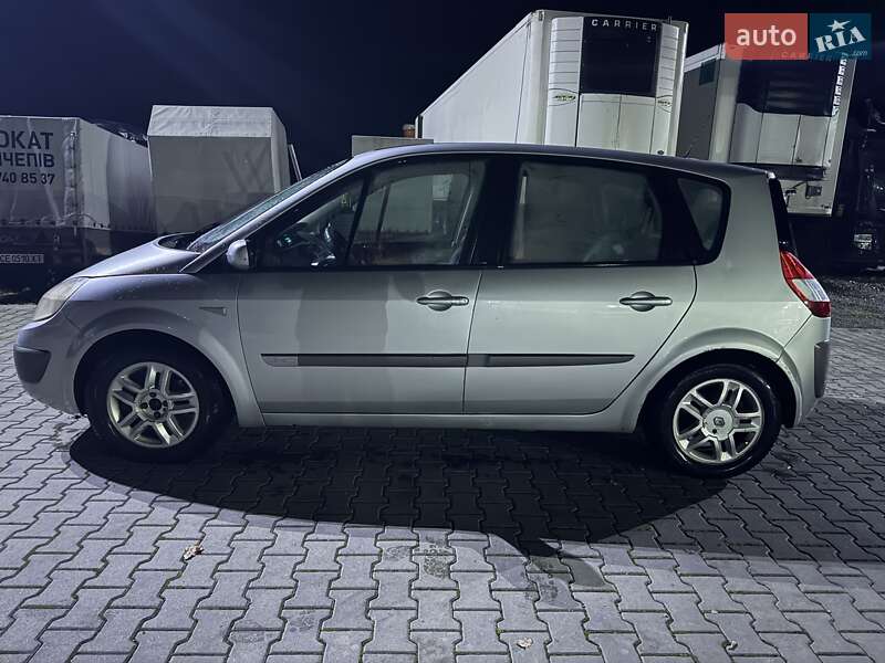 Минивэн Renault Grand Scenic 2005 в Новоселице фото 10 Минивэн Renault Grand Scenic 2005 в Новоселице