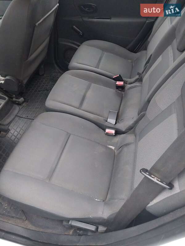 Минивэн Renault Grand Scenic 2010 в Кременчуге фото 3 Минивэн Renault Grand Scenic 2010 в Кременчуге