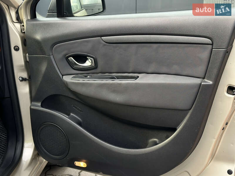 Минивэн Renault Grand Scenic 2010 в Дрогобыче