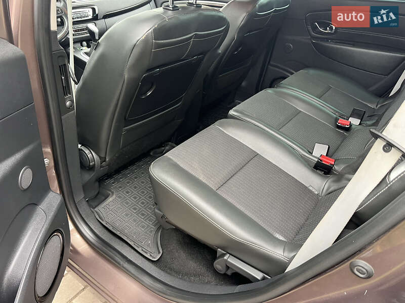 Минивэн Renault Grand Scenic 2013 в Могилев-Подольске фото 39 Минивэн Renault Grand Scenic 2013 в Могилев-Подольске