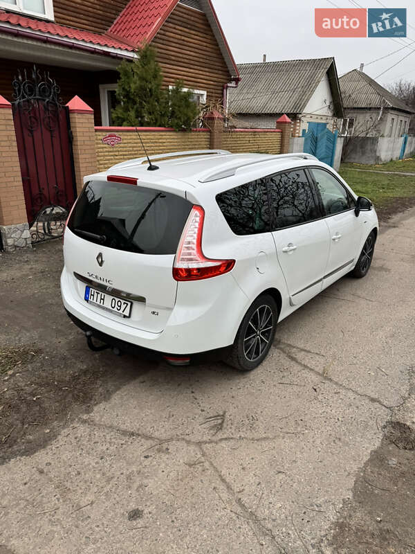Минивэн Renault Grand Scenic 2013 в Котельве