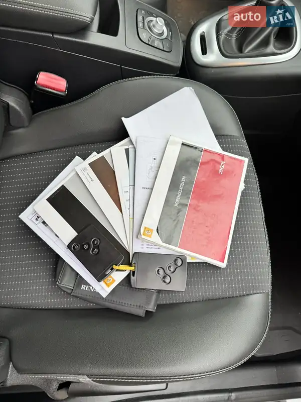 Минивэн Renault Grand Scenic 2013 в Котельве документ