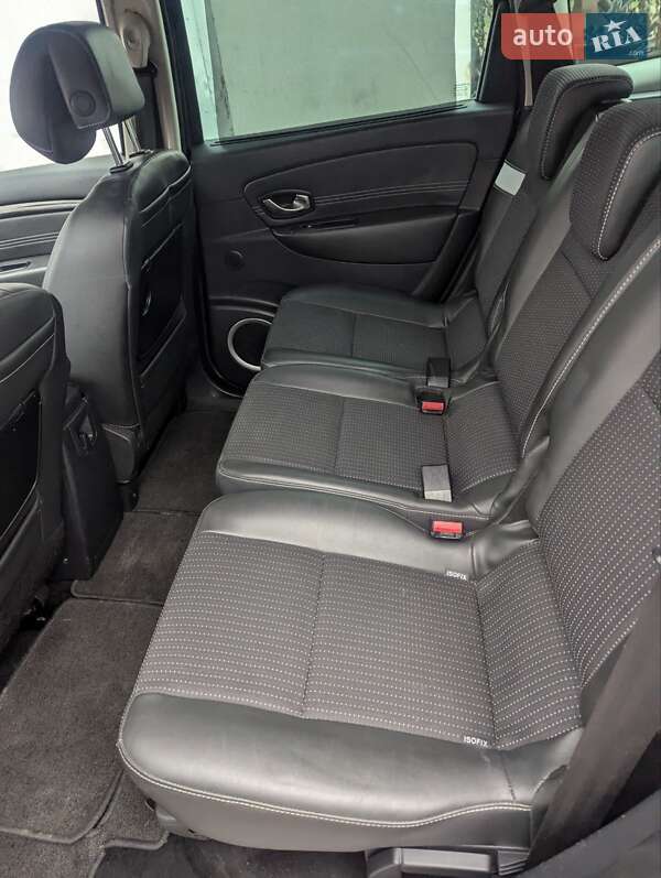 Минивэн Renault Grand Scenic 2011 в Ровно