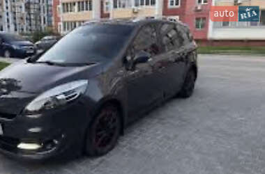 Минивэн Renault Grand Scenic 2013 в Доброполье
