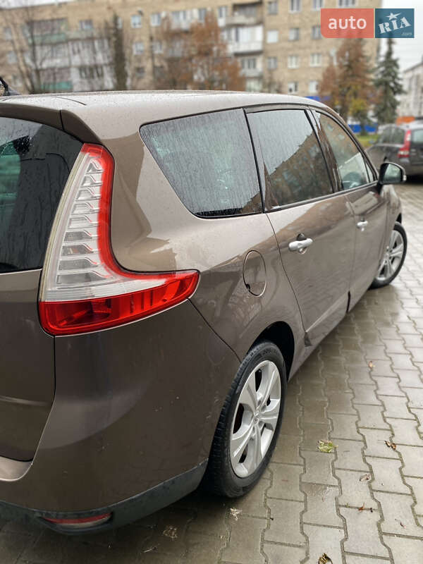 Минивэн Renault Grand Scenic 2010 в Ровно фото 14 Минивэн Renault Grand Scenic 2010 в Ровно