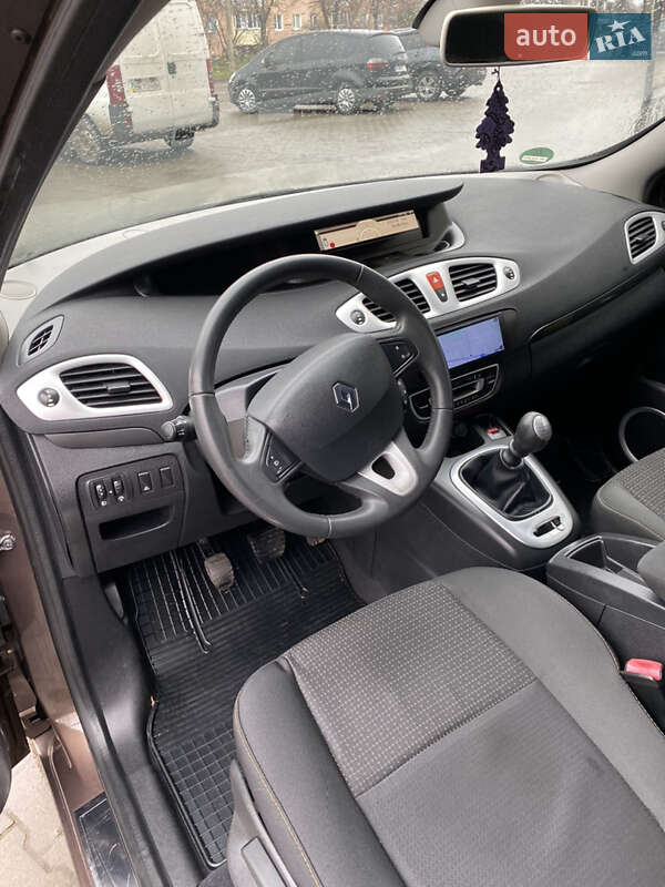 Минивэн Renault Grand Scenic 2010 в Ровно фото 20 Минивэн Renault Grand Scenic 2010 в Ровно