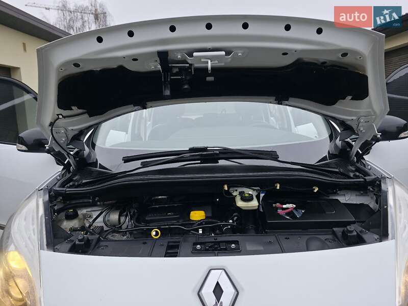 Минивэн Renault Grand Scenic 2013 в Хмельницком