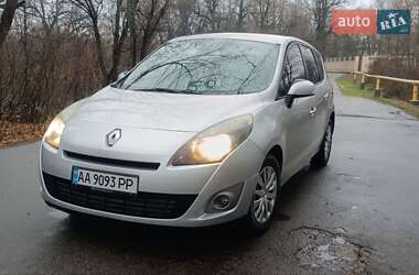 Минивэн Renault Grand Scenic 2011 в Киеве