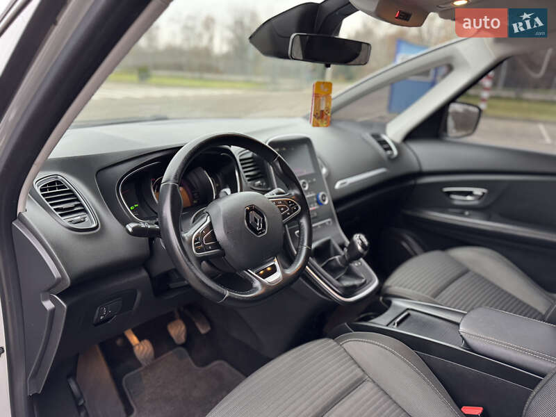 Мінівен Renault Grand Scenic 2017 в Дубні