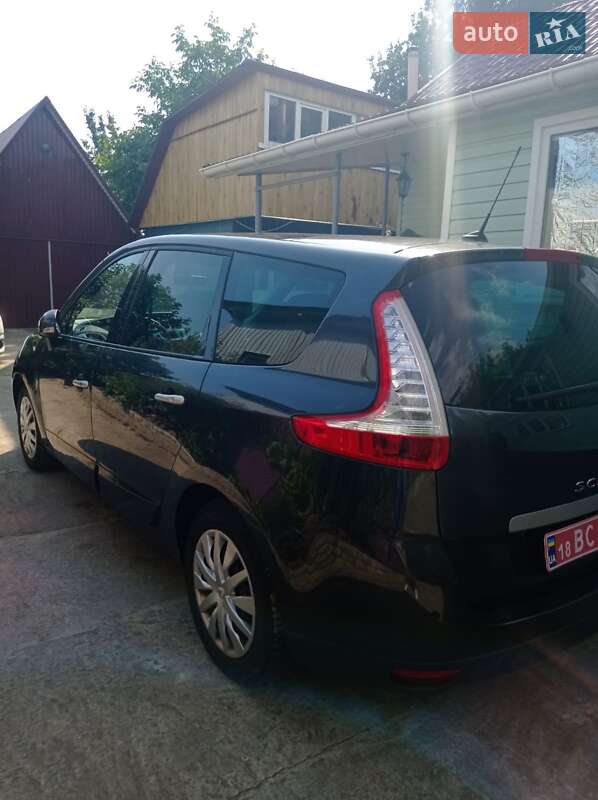 Мінівен Renault Grand Scenic 2010 в Лебедині фото 4 Мінівен Renault Grand Scenic 2010 в Лебедині