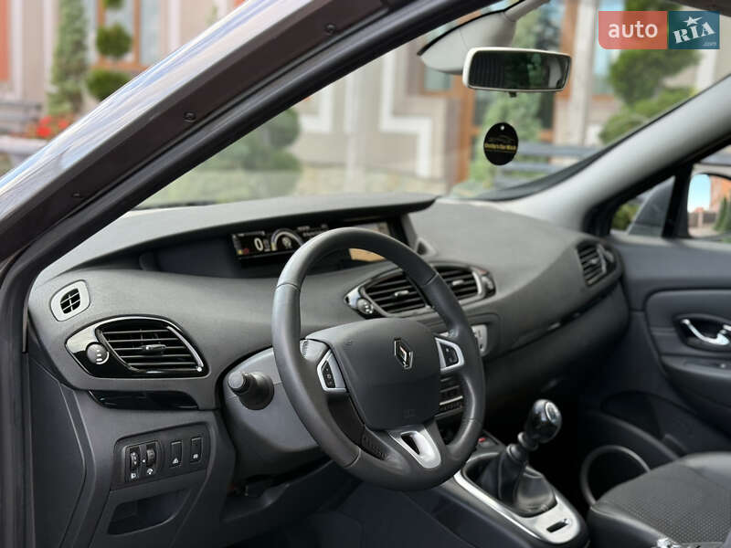 Минивэн Renault Grand Scenic 2012 в Стрые
