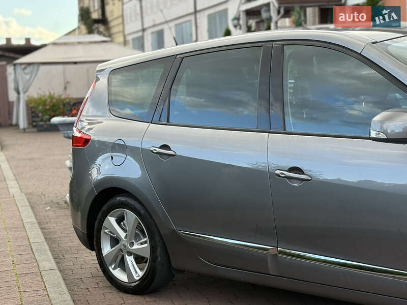 Минивэн Renault Grand Scenic 2012 в Стрые