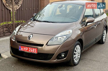 Минивэн Renault Grand Scenic 2010 в Александрие