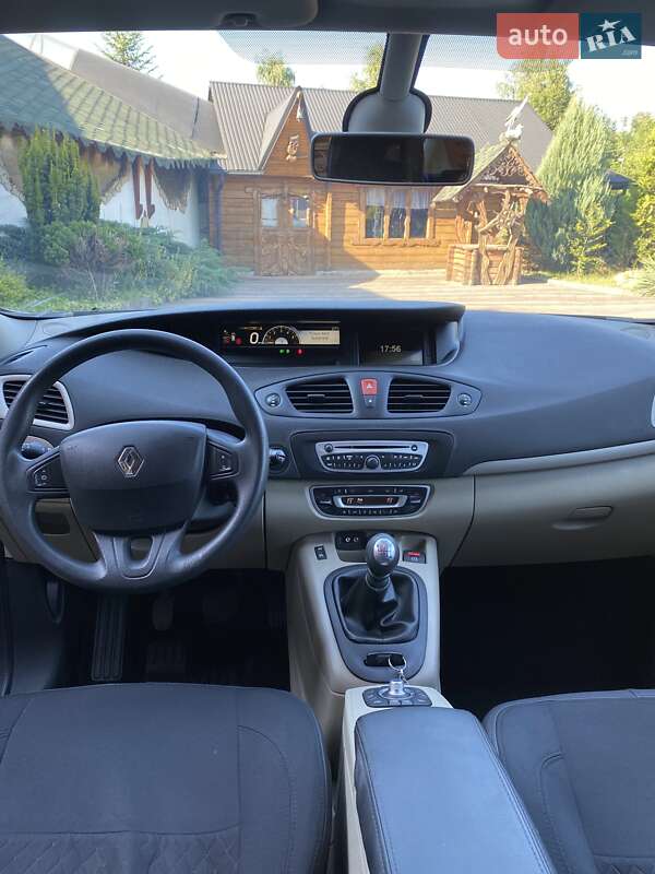 Минивэн Renault Grand Scenic 2010 в Львове