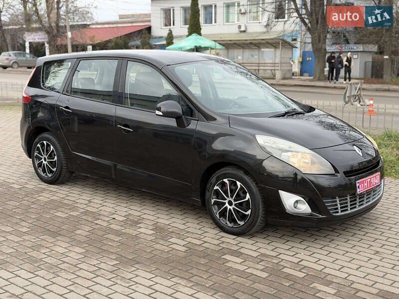 Минивэн Renault Grand Scenic 2010 в Ровно