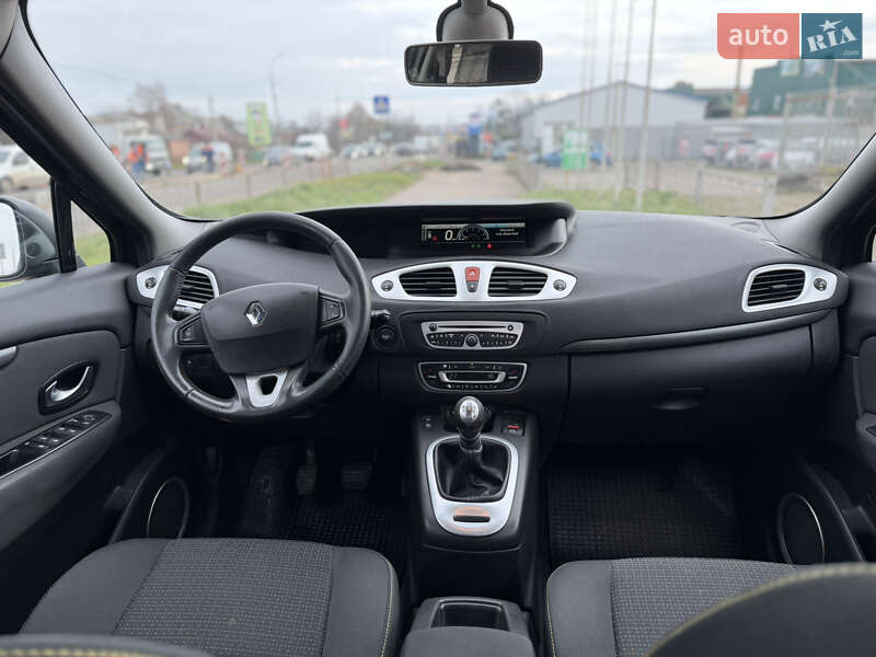 Минивэн Renault Grand Scenic 2010 в Ровно
