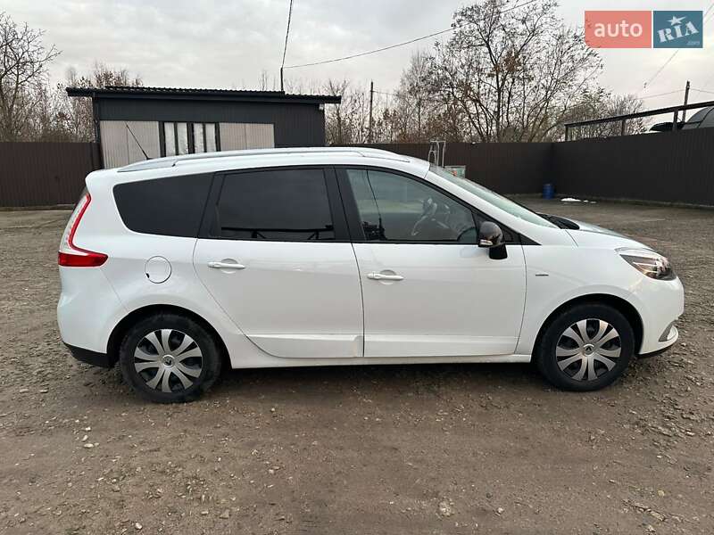 Мінівен Renault Grand Scenic 2016 в Нововолинську
