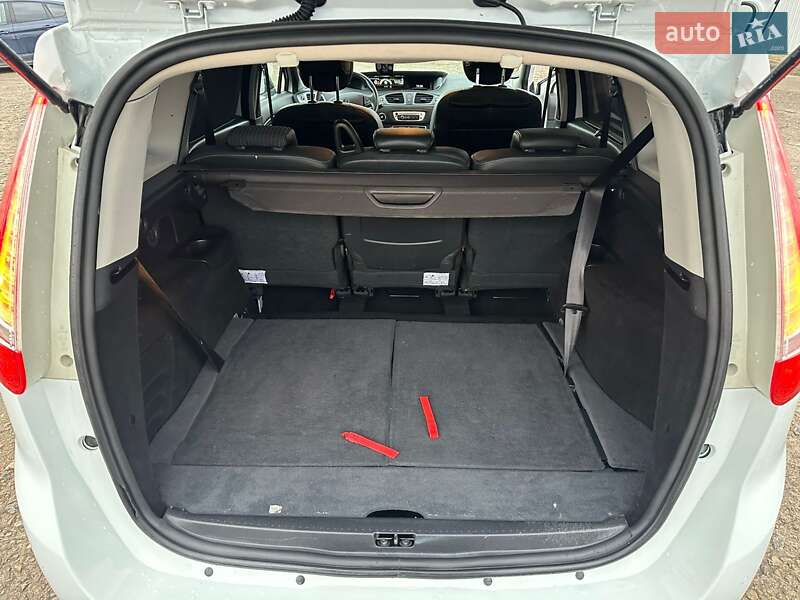 Мінівен Renault Grand Scenic 2016 в Нововолинську