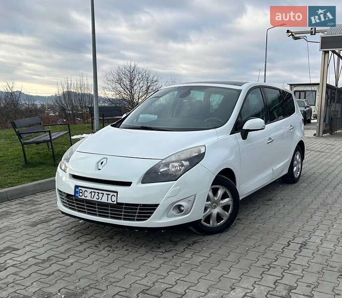 Renault Grand Scenic 2011