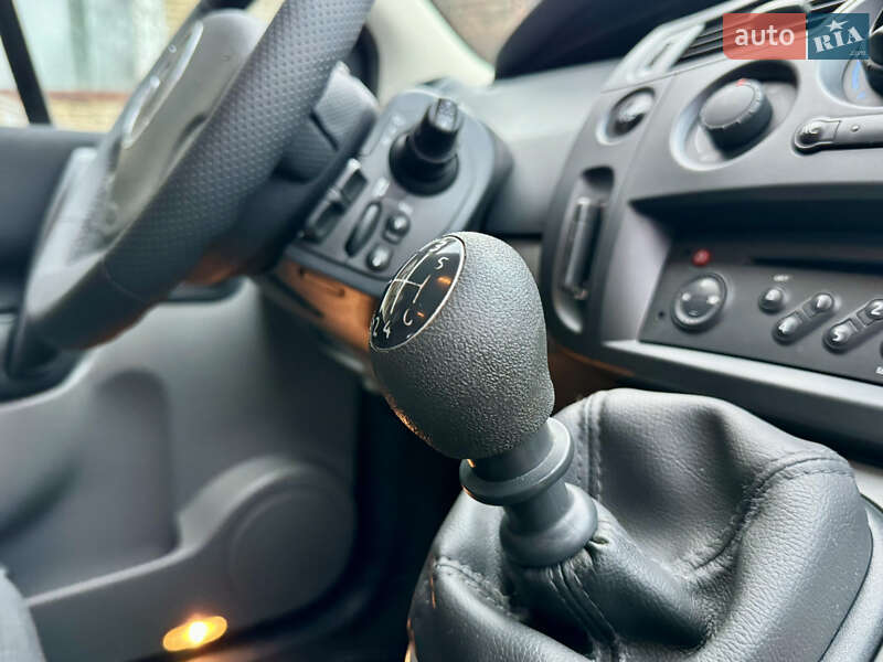 Минивэн Renault Grand Scenic 2006 в Харькове