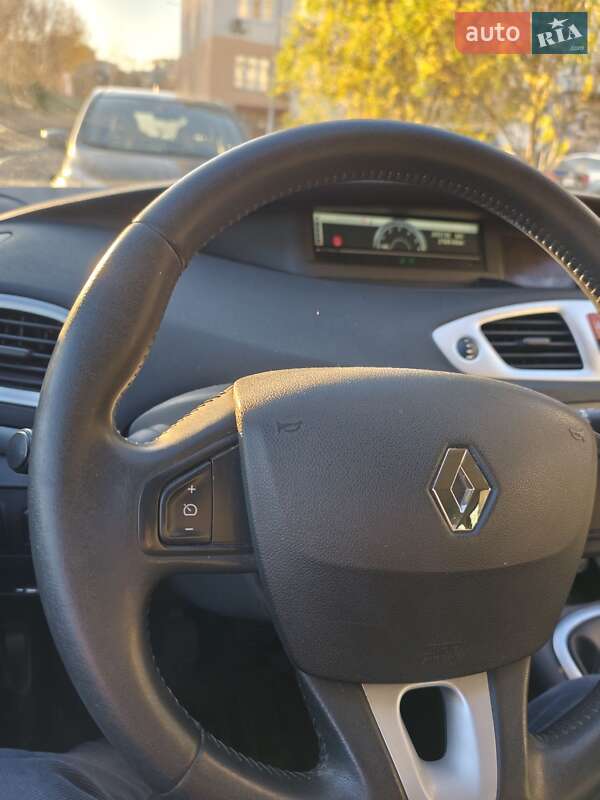 Минивэн Renault Grand Scenic 2009 в Киеве