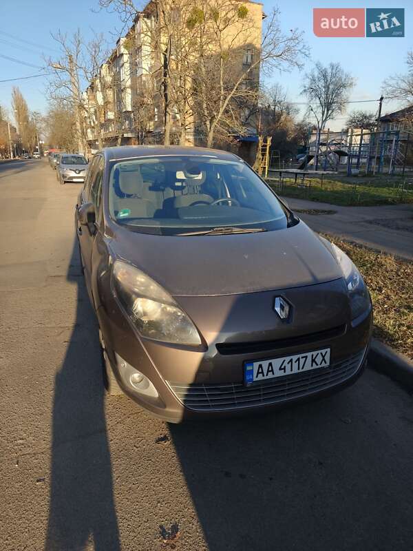 Минивэн Renault Grand Scenic 2009 в Киеве