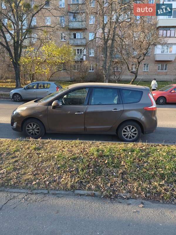 Минивэн Renault Grand Scenic 2009 в Киеве
