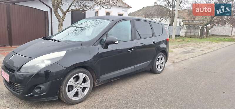 Renault Grand Scenic 2010 Renault Grand Scenic 2010