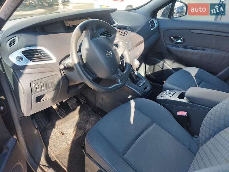 Мінівен Renault Grand Scenic 2010 в Луцьку