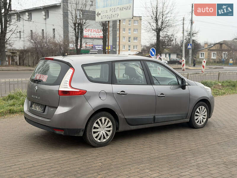 Минивэн Renault Grand Scenic 2013 в Ровно